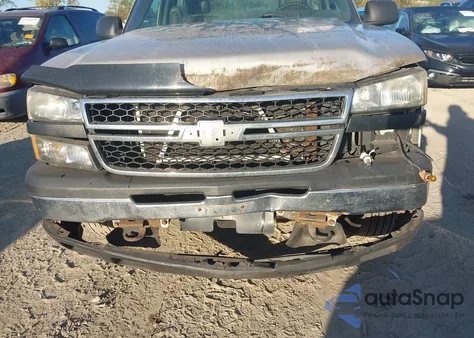 2007 Chevrolet Silverado 1500 Classic Work Truck z USA, uszkodzony, nr VIN 3GCEK14X57G243158